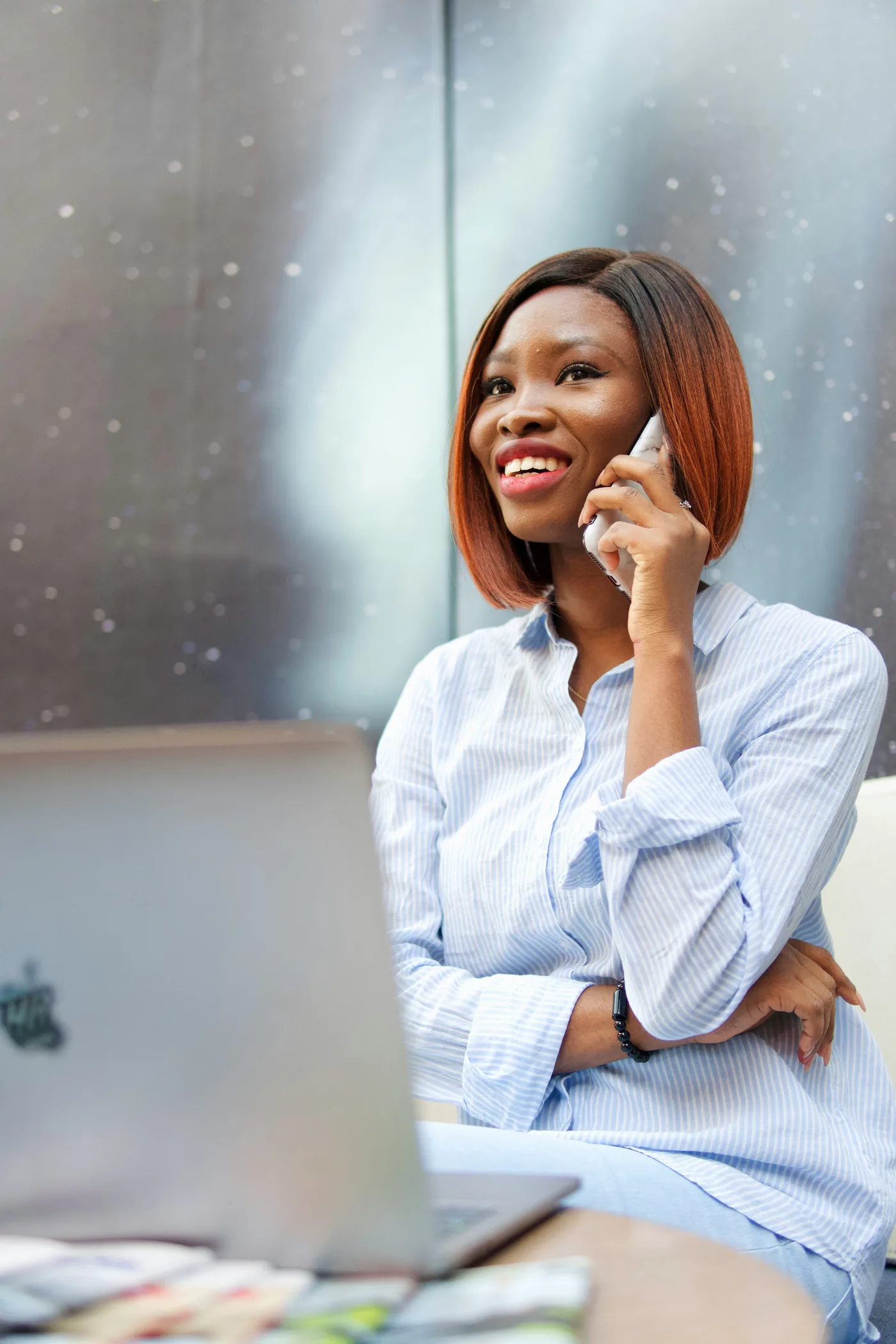 A Chartered Partners consultant speaking with a client